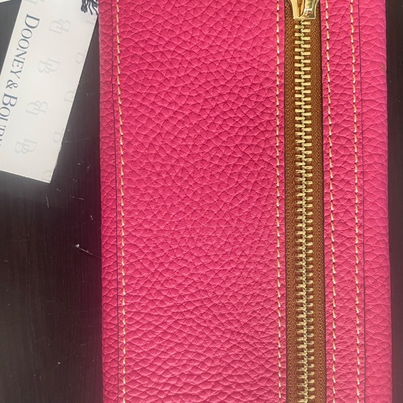 Dooney &Bourke Wallet - Picture 2 of 6